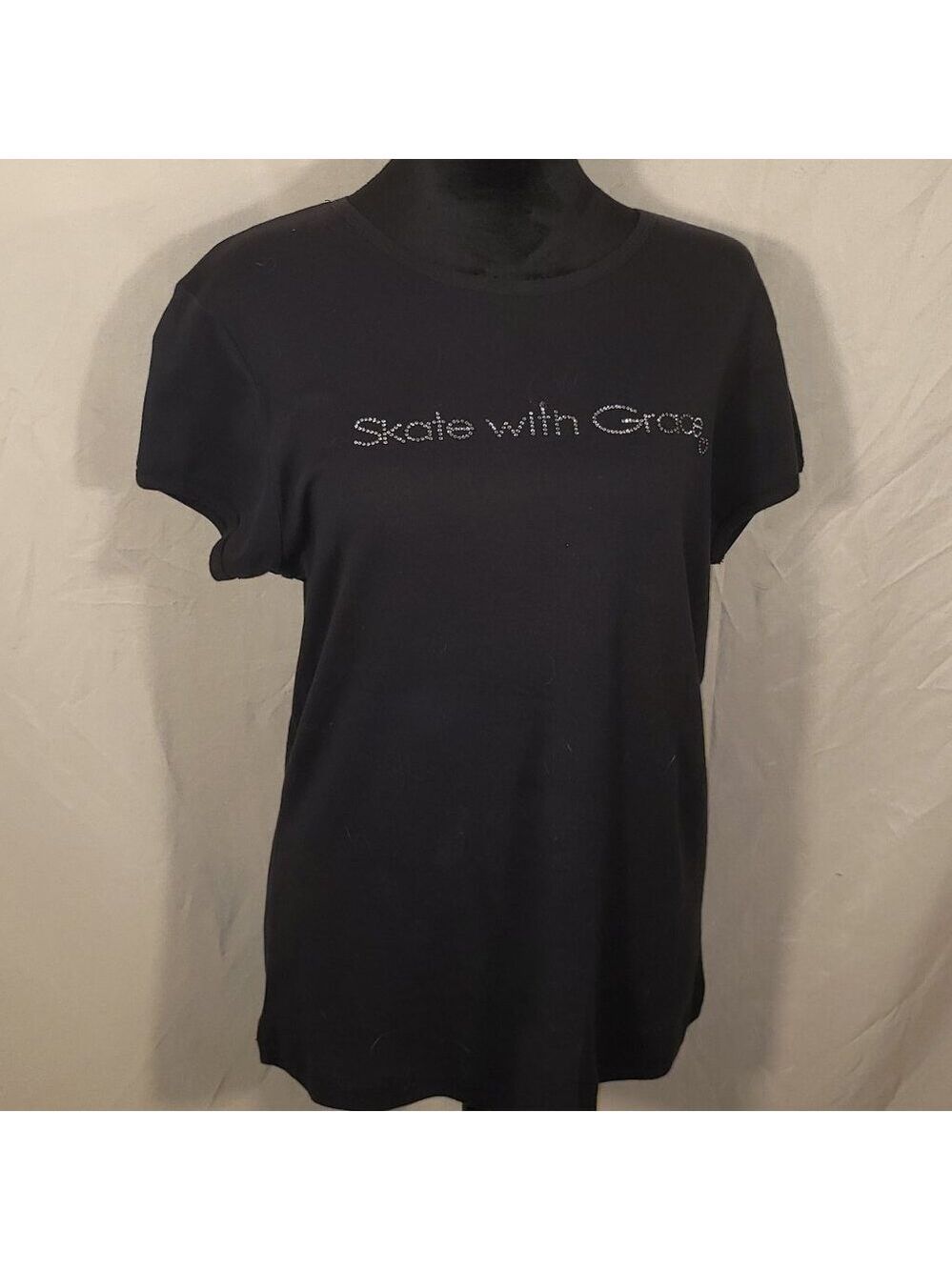 Bella Skate with Grace XL Black T-Shirt